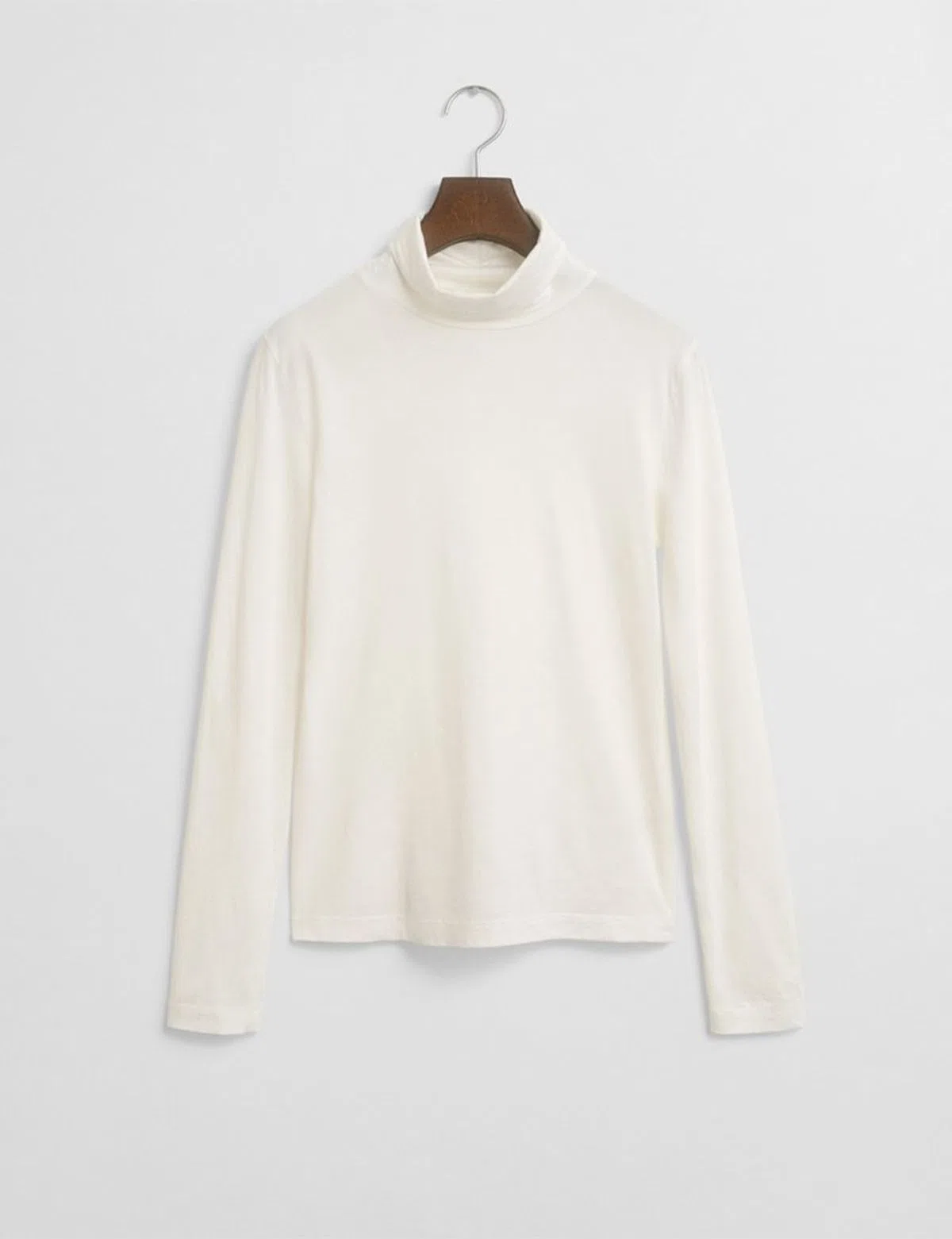 Suéter Beige de Cuello Alto