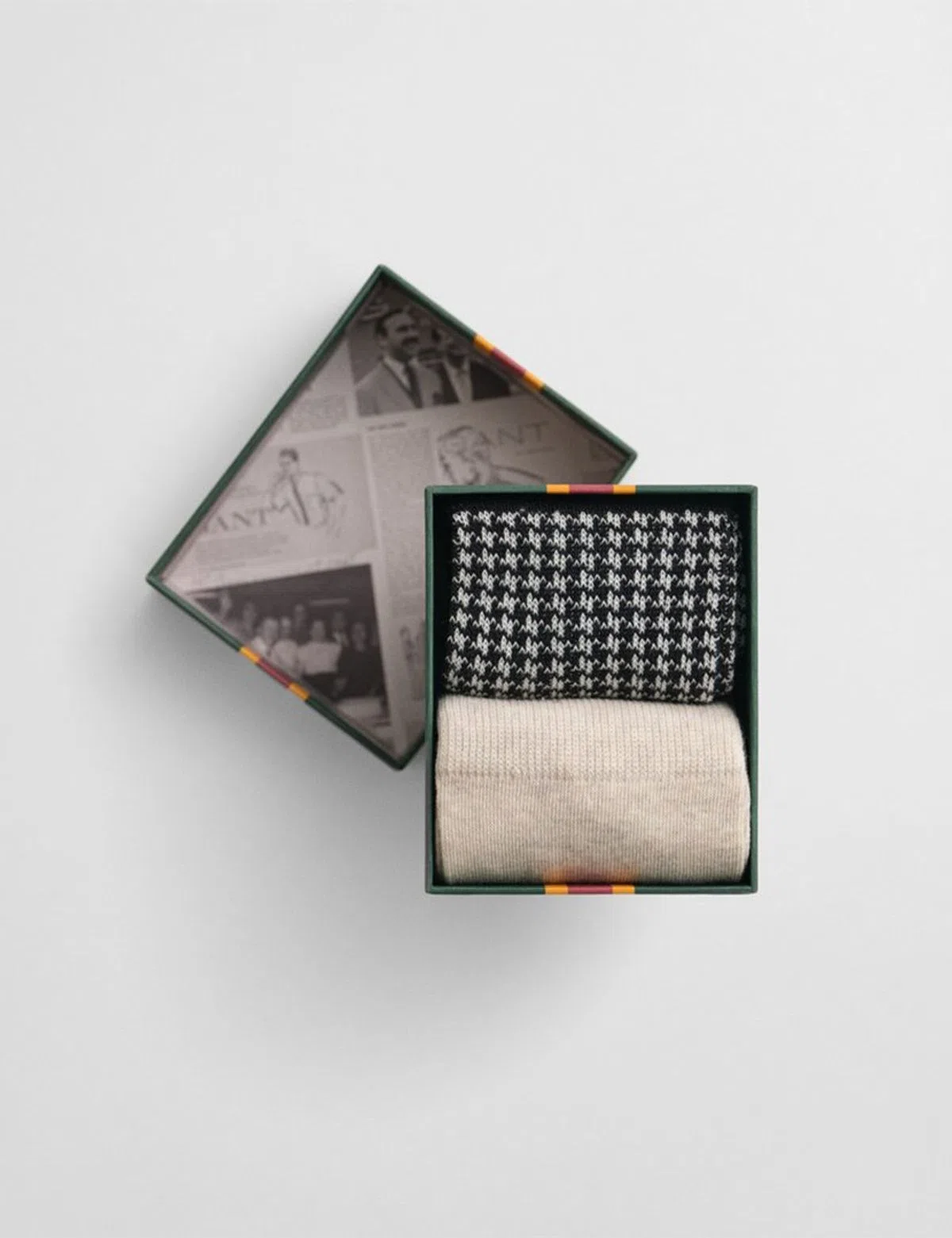 Pack of 2 Houndstooth Pattern Socks
