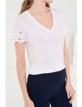 T-Shirt decote em V Branco