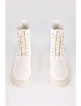 Botins com atacadores Branco