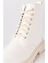 Botins com atacadores Branco