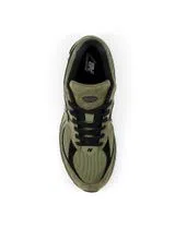 2002R Dark Camo Sneakers