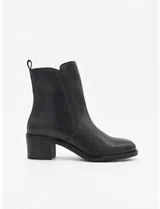 Botins com Salto Preto