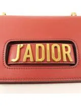 J'Adior