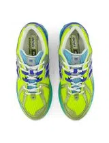 1906R Tennis Alkaline Green
