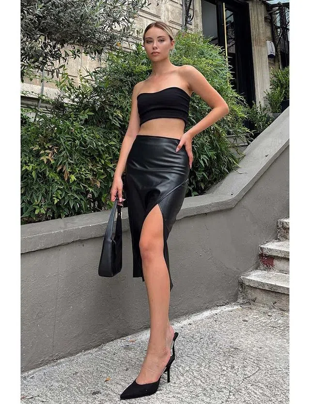 Saia Lápis Senhora Preto