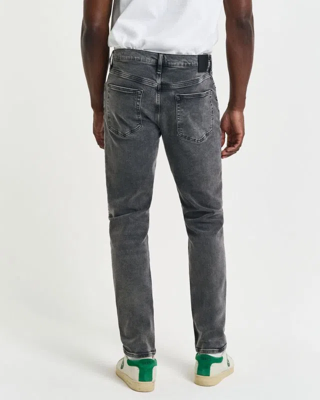 Jeans Slim Fit Grises
