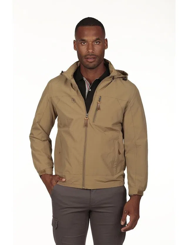 Chaqueta Cortavientos Regular Beige